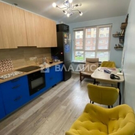Продажа 3-комн квартиры на вторичном рынке Лопатино, Сухановская улица,  д. 37