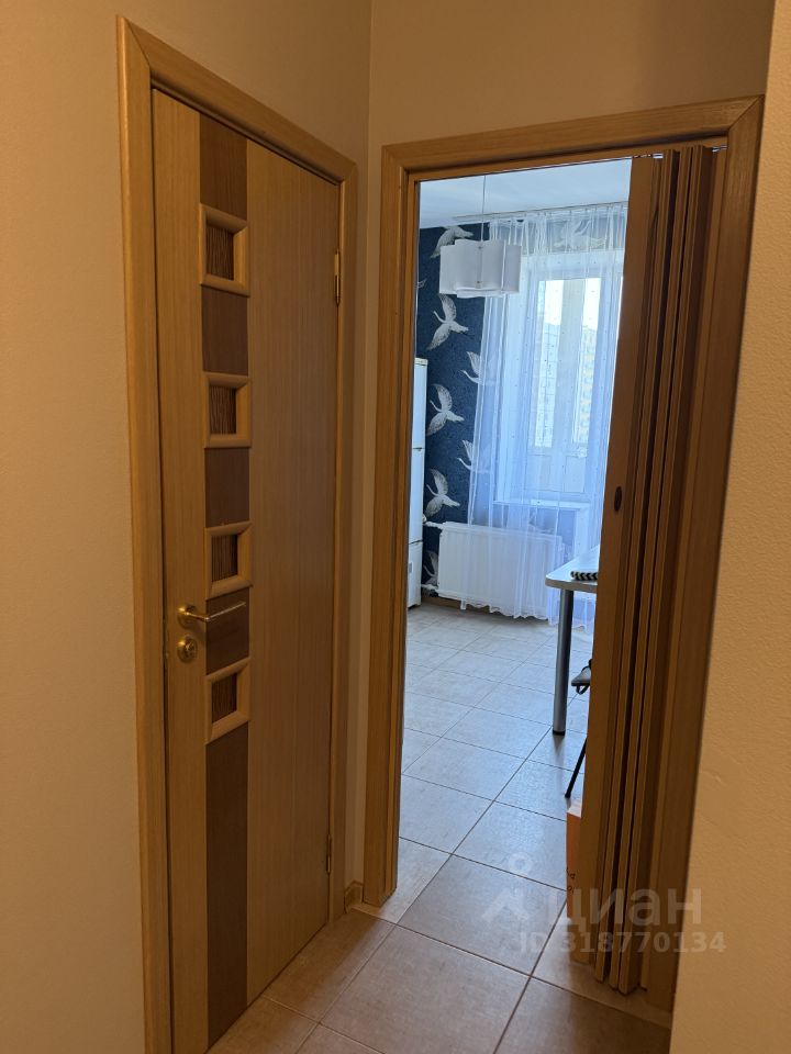 Аренда 1-комн квартиры на вторичном рынке проспект Славы, 52к1