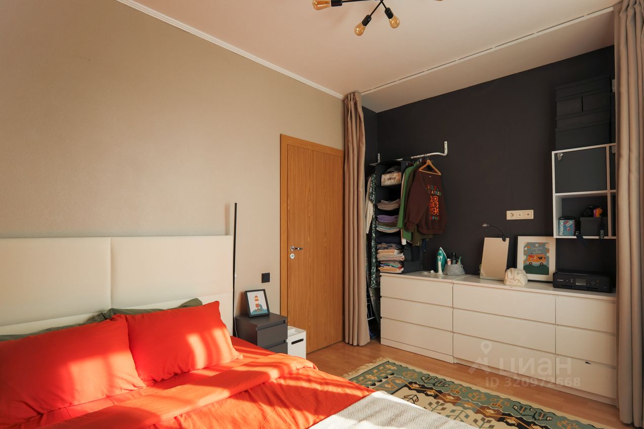 Продажа 1-комн квартиры на вторичном рынке Кудрово г., улица Венская, 5