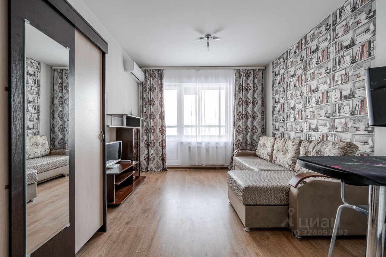 Продажа студии Кондратьевский проспект, 68к4