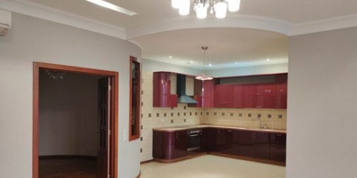 4-комн квартира Троицкая ул,  д. 5