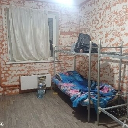 Продажа 4-комн квартиры на вторичном рынке Таганрогская улица