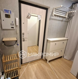 Продажа 1-комн квартиры на вторичном рынке Мурино, Петровский б-р,  д. 7