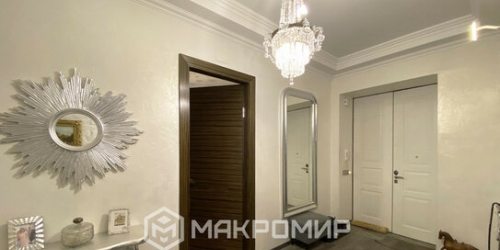 3-комн квартира пер Нестерова,  д. 9