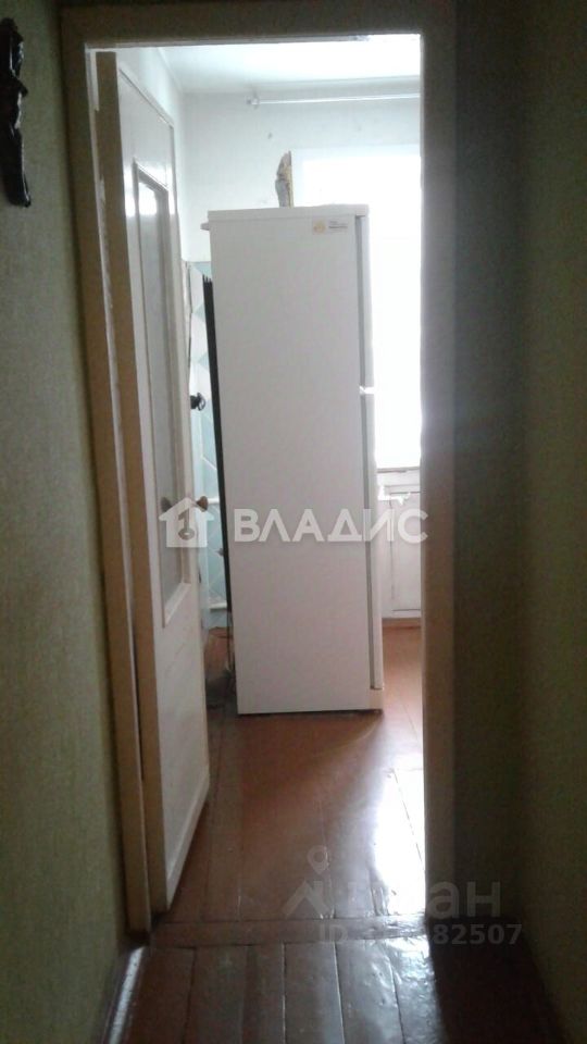 Продажа 2-комн квартиры на вторичном рынке Лобня, улица Дружбы, 8/12