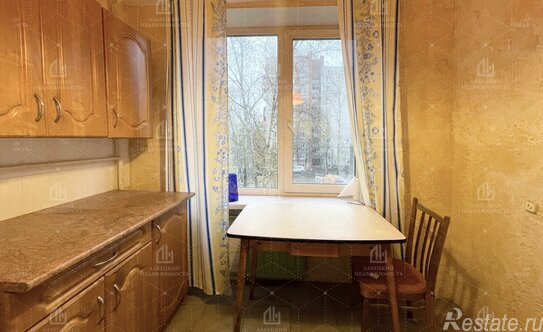 Продажа 2-комн квартиры на вторичном рынке ул Белы Куна,  д. 19,  к. 2