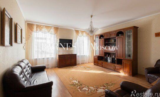 Продажа 3-комн квартиры на вторичном рынке ул Конная,  д. 14