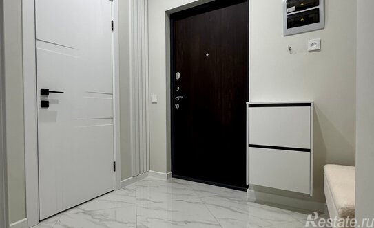 Продажа 1-комн квартиры на вторичном рынке Октябрьская наб,  д. 34 к2