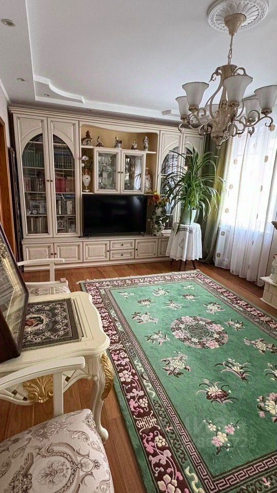Продажа 3-комн квартиры на вторичном рынке улица Хошимина, 5к1