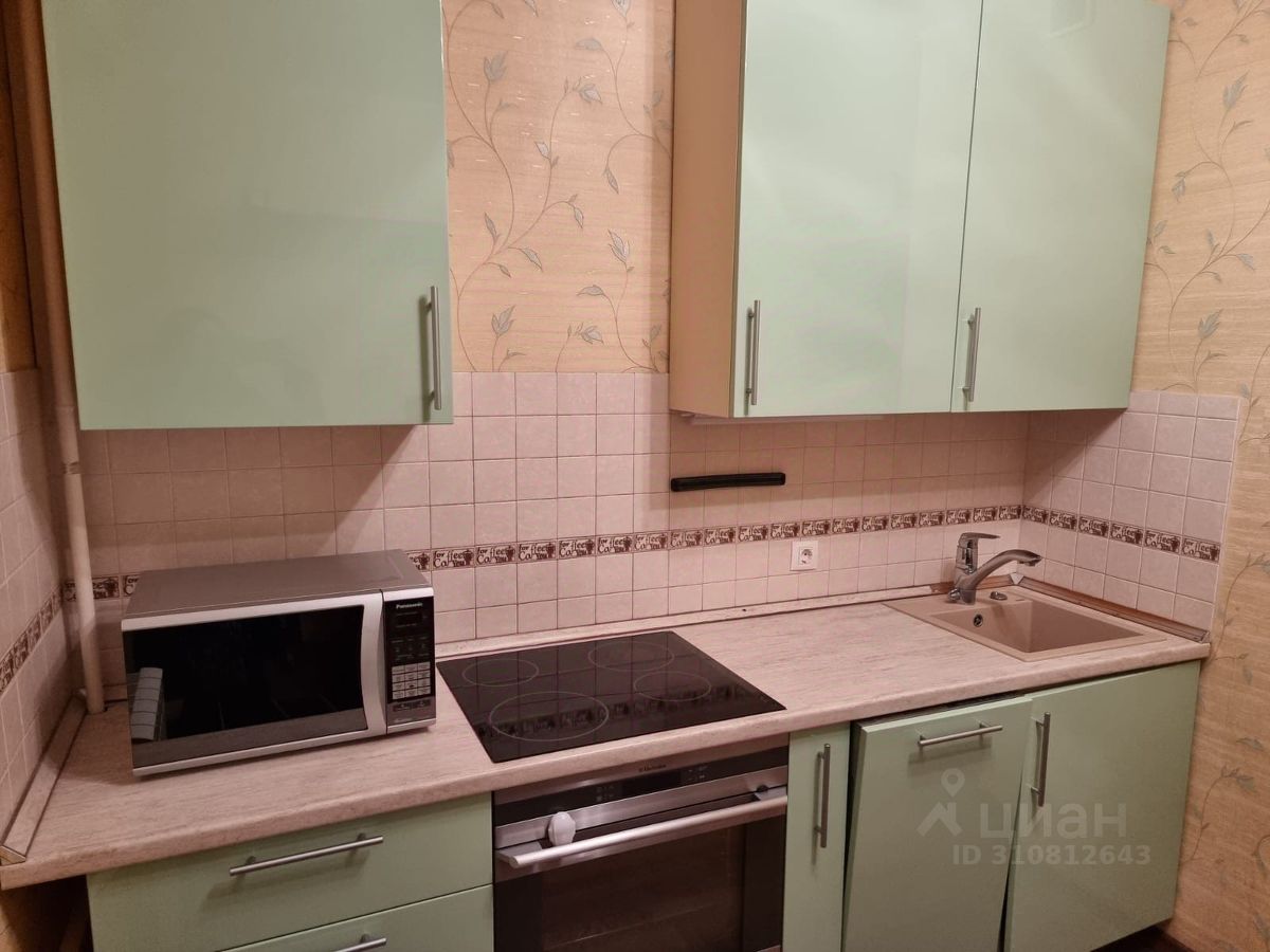 Аренда 1-комн квартиры на вторичном рынке Клинская улица, 16к1