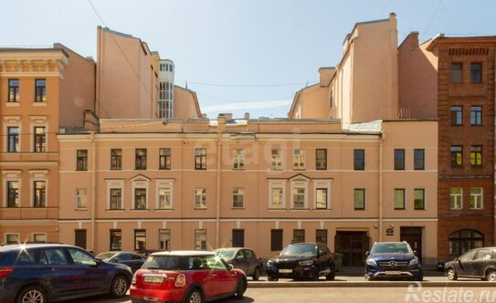 Продажа 3-комн квартиры на вторичном рынке Смольный пр-кт,  д. 9