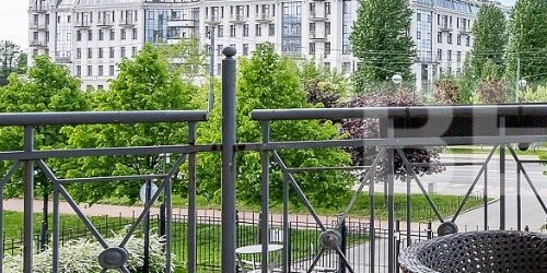 6-комн квартира Морской проспект, 24