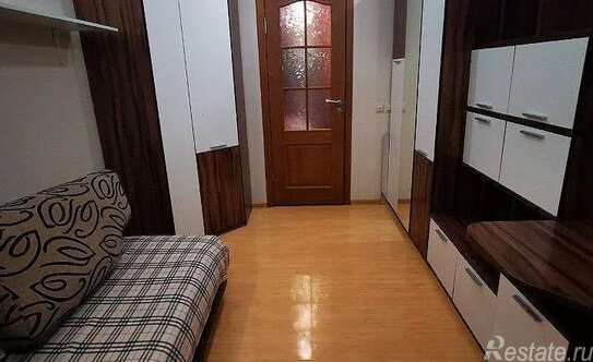 Аренда 2-комн квартиры на вторичном рынке Стрелецкая улица,  д. 8