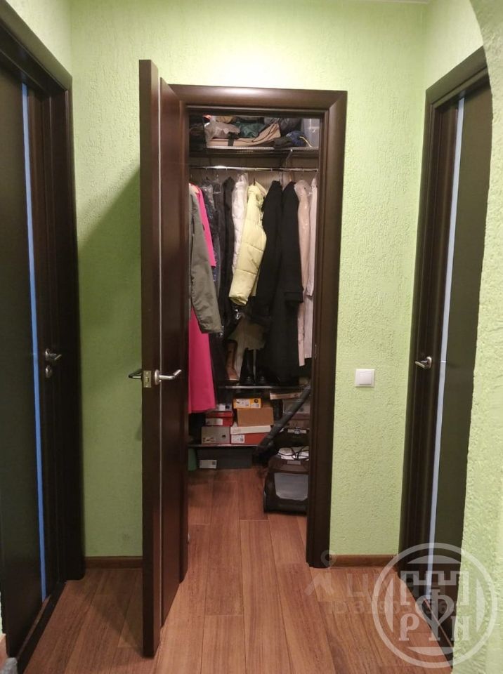 Продажа 2-комн квартиры на вторичном рынке д. Низино, Центральная улица, 6