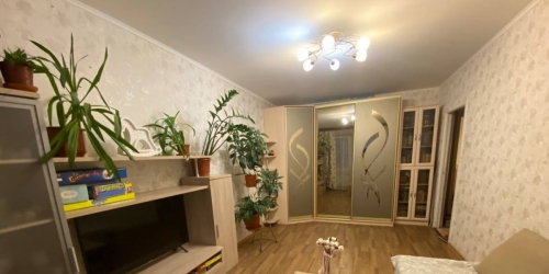 3-комн квартира Испытателей просп.,  д. 11,  к. 1