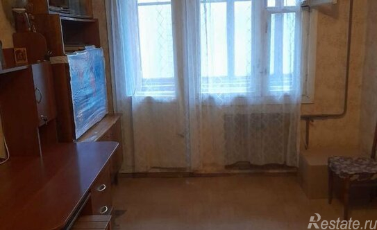 Продажа 2-комн квартиры на вторичном рынке Южная улица,  д. 1 к4