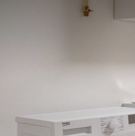 Продажа 6-комн квартиры на вторичном рынке набережная Реки Мойки, 1/8