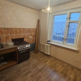 Продажа 1-комн квартиры на вторичном рынке Кириши г, Героев пр-кт,  д. 22
