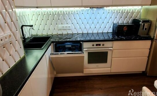 Продажа 2-комн квартиры на вторичном рынке ул Винокурова,  д. 2