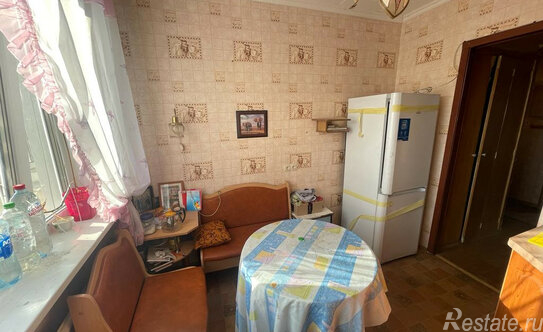 Продажа 2-комн квартиры на вторичном рынке улица Стасовой,  д. 2