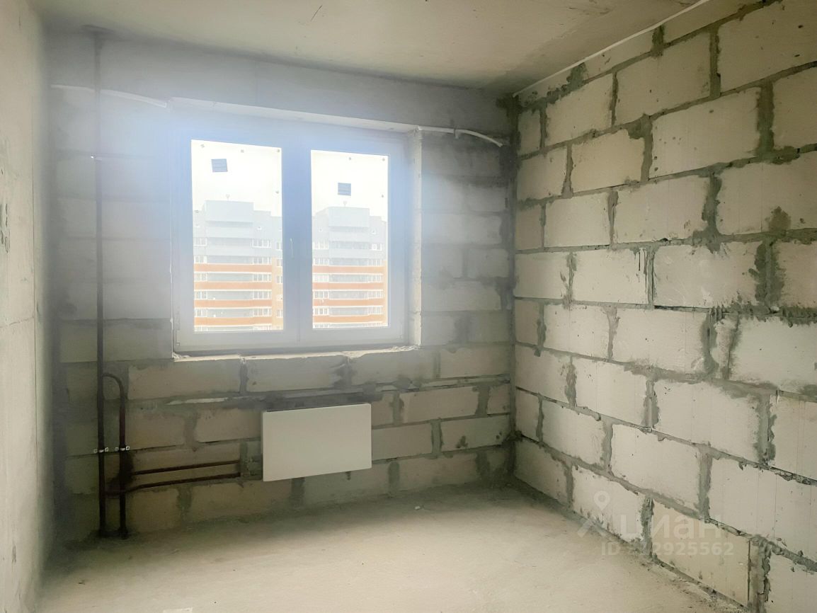 Продажа 2-комн квартиры на вторичном рынке Строителей мкр, Некрасовский пгт, 40