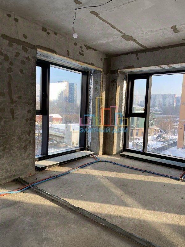 Продажа 4-комн квартиры на вторичном рынке Озерная улица, 1к1/1