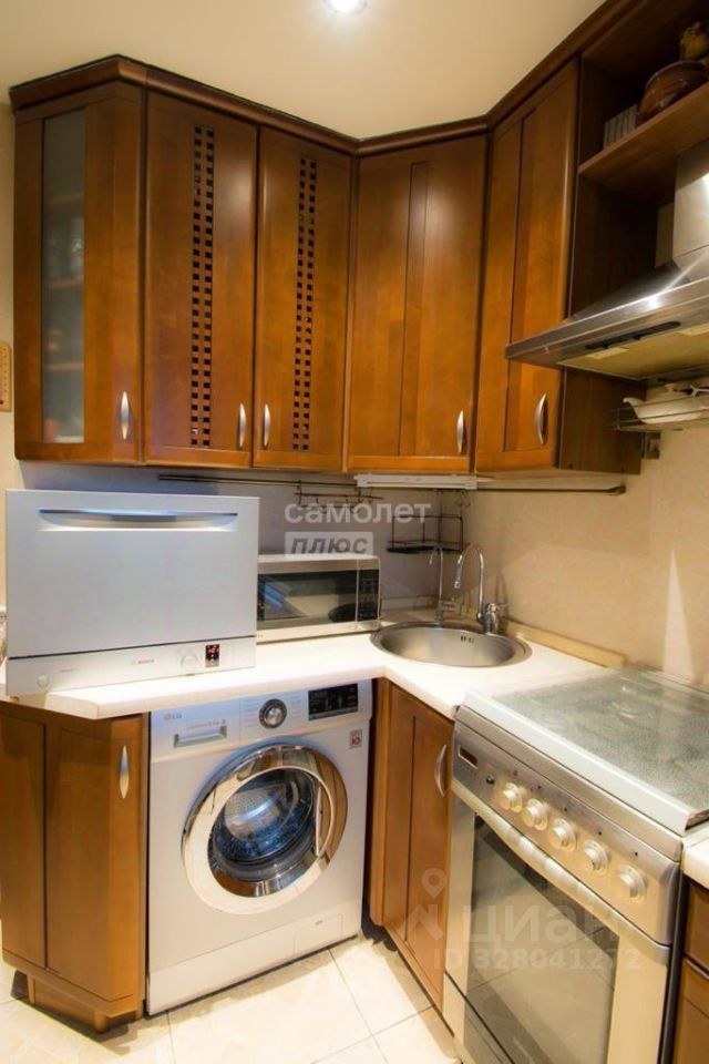 Продажа 2-комн квартиры на вторичном рынке улица Константинова, 10К1