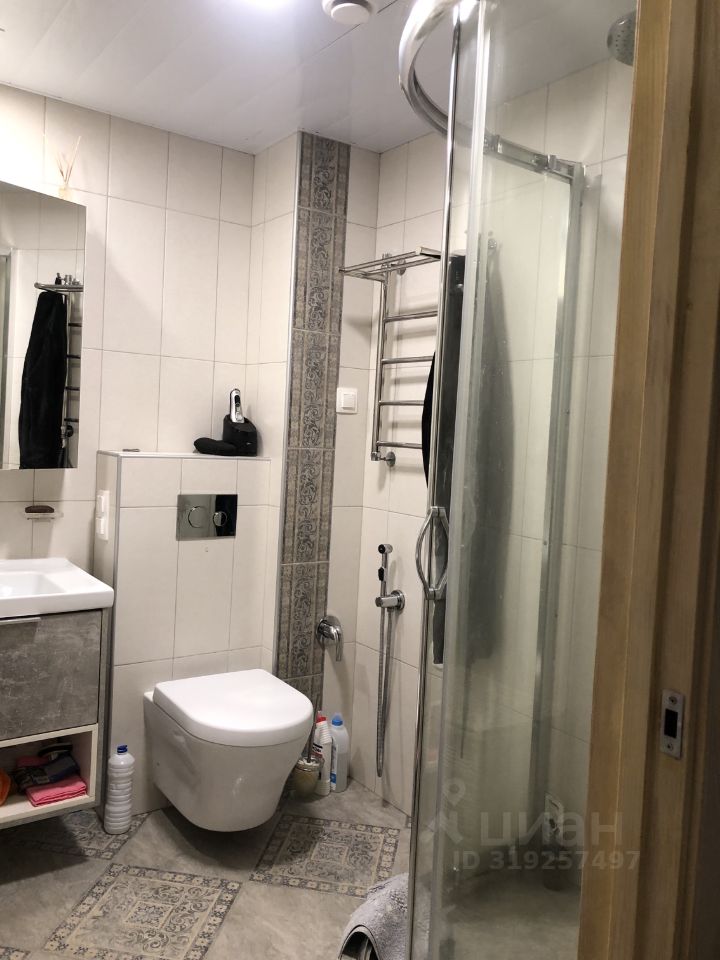 Продажа 3-комн квартиры на вторичном рынке Аптекарский проспект, 18