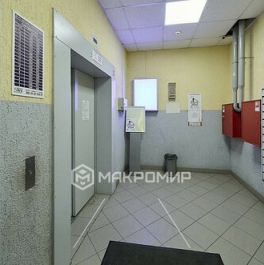 Продажа 1-комн квартиры на вторичном рынке Народного ополчения пр-кт,  д. 10