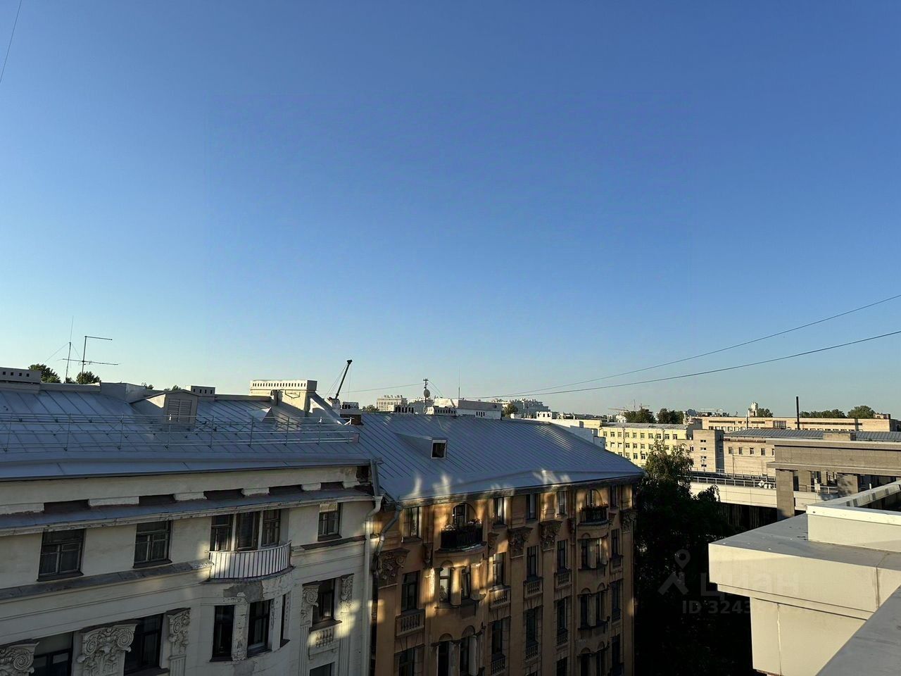 Продажа 4-комн квартиры на вторичном рынке улица Графтио, 3