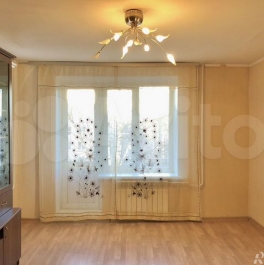 Продажа 1-комн квартиры на вторичном рынке улица Бурцева,  д. 19