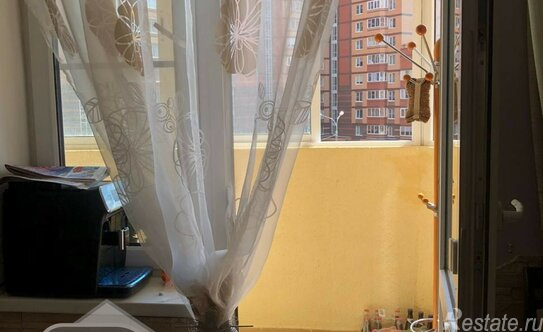 Продажа 2-комн квартиры на вторичном рынке Сходня, Ленинградская улица,  д. 3 к1