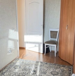 Продажа 4-комн квартиры на вторичном рынке улица Чекистов,  д. 22