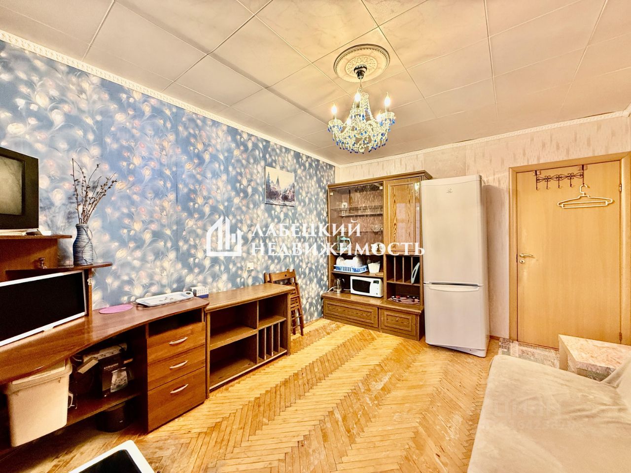 Продажа 3-комн квартиры на вторичном рынке Приморский проспект, 145К3