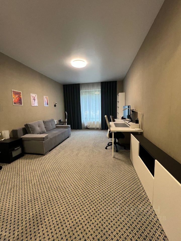 Аренда 2-комн квартиры на вторичном рынке Дибуновская улица, 30