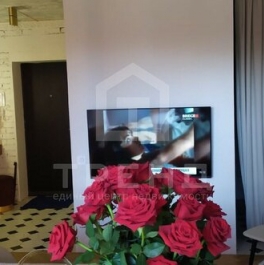 Продажа 1-комн квартиры на вторичном рынке улица Передовиков,  д. 7