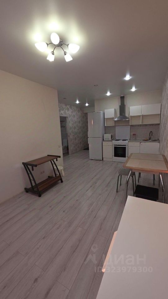 Продажа 2-комн квартиры на вторичном рынке Велтон Парк Новая Сходня мкр, д. Подолино, улица Беговая,  д. 12