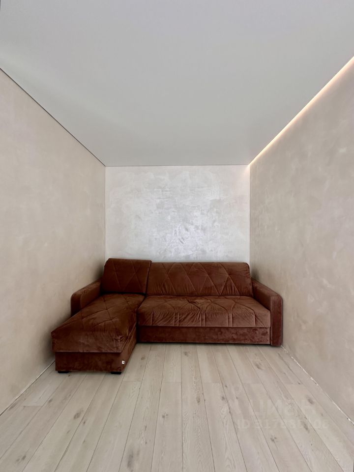 Продажа 1-комн квартиры на вторичном рынке Гатчина, улица Хохлова, 20