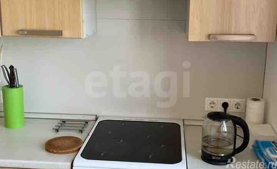 Продажа 4-комн квартиры на вторичном рынке Стачек пр-кт,  д. 160