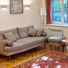 Продажа 2-комн квартиры на вторичном рынке Домодедовская улица,  д. 4