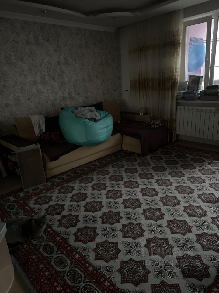 Аренда 2-комн квартиры на вторичном рынке Авиационный мкр, улица Ильюшина, 20