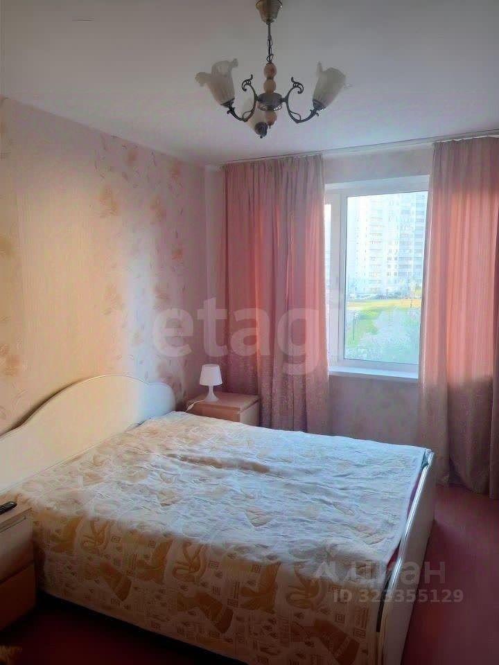 Продажа 2-комн квартиры на вторичном рынке улица Цюрупы, 15К3