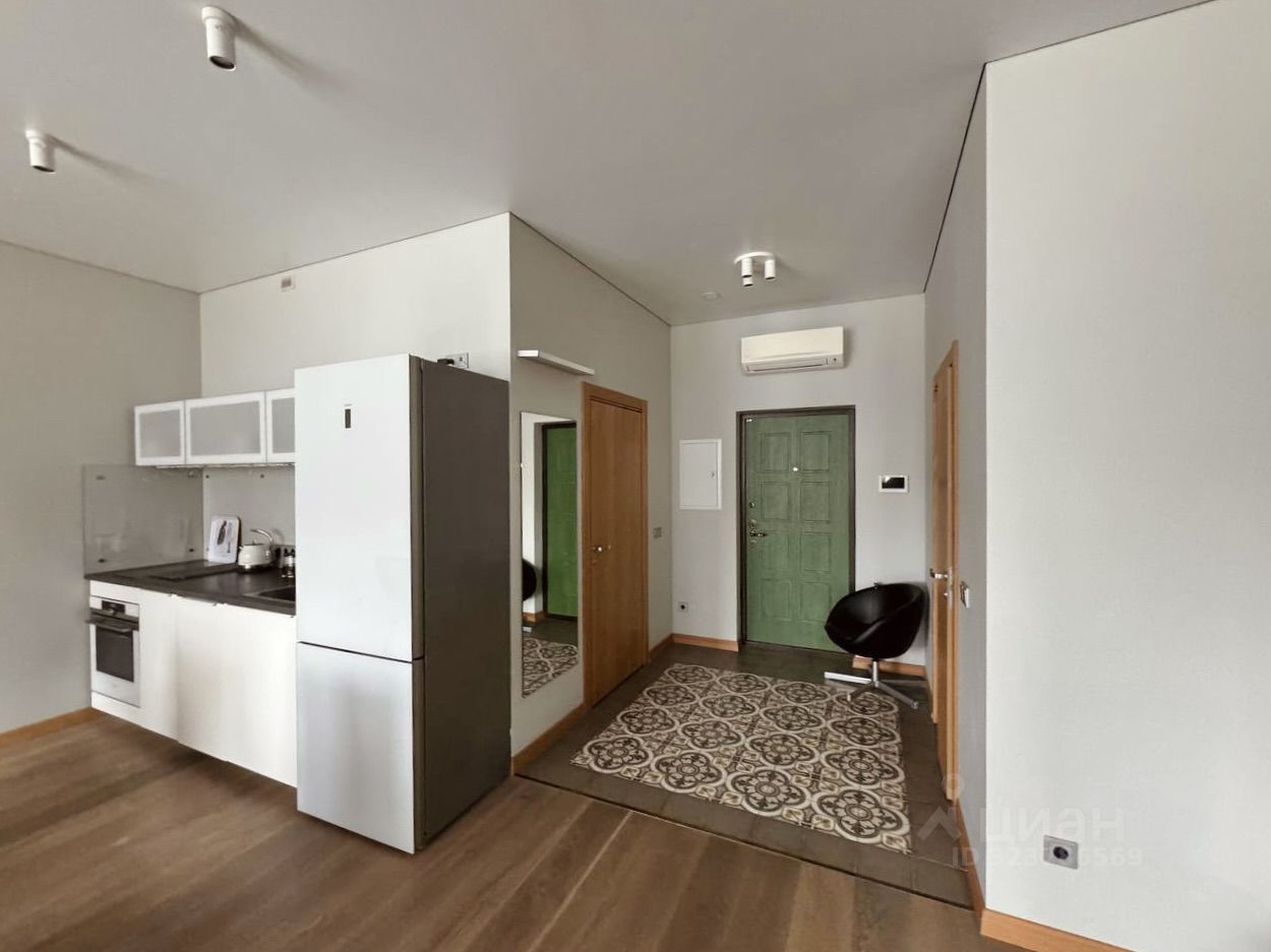 Продажа 1-комн квартиры на вторичном рынке Краснобогатырская улица, 90С2