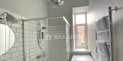 3-комн квартира улица Чехова,  д. 8