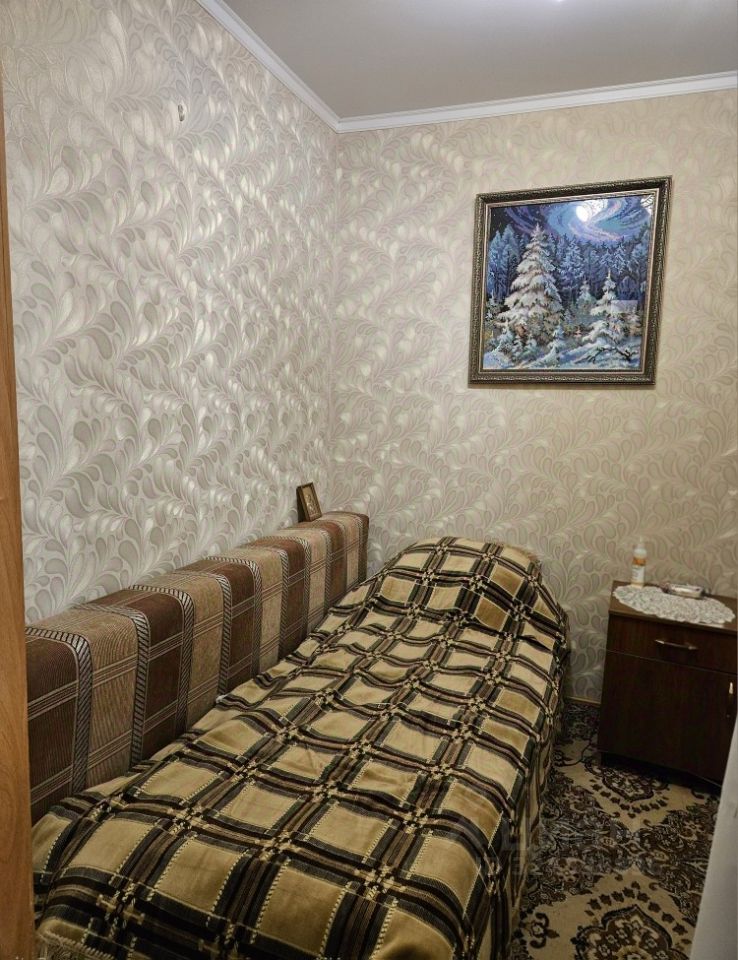 Продажа 2-комн квартиры на вторичном рынке Центральный мкр, улица Рабочая,  д. 3