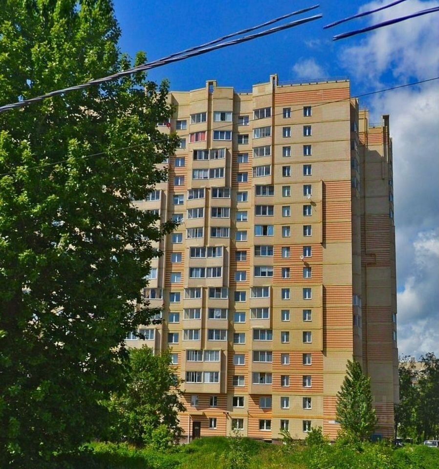 Продажа 2-комн квартиры на вторичном рынке Шлиссельбург, Пролетарская улица, 38