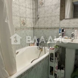 Продажа 2-комн квартиры на вторичном рынке Петрозаводская улица,  д. 5 к3