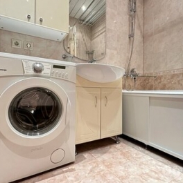 Аренда 2-комн квартиры на вторичном рынке улица Трофимова,  д. 35/20