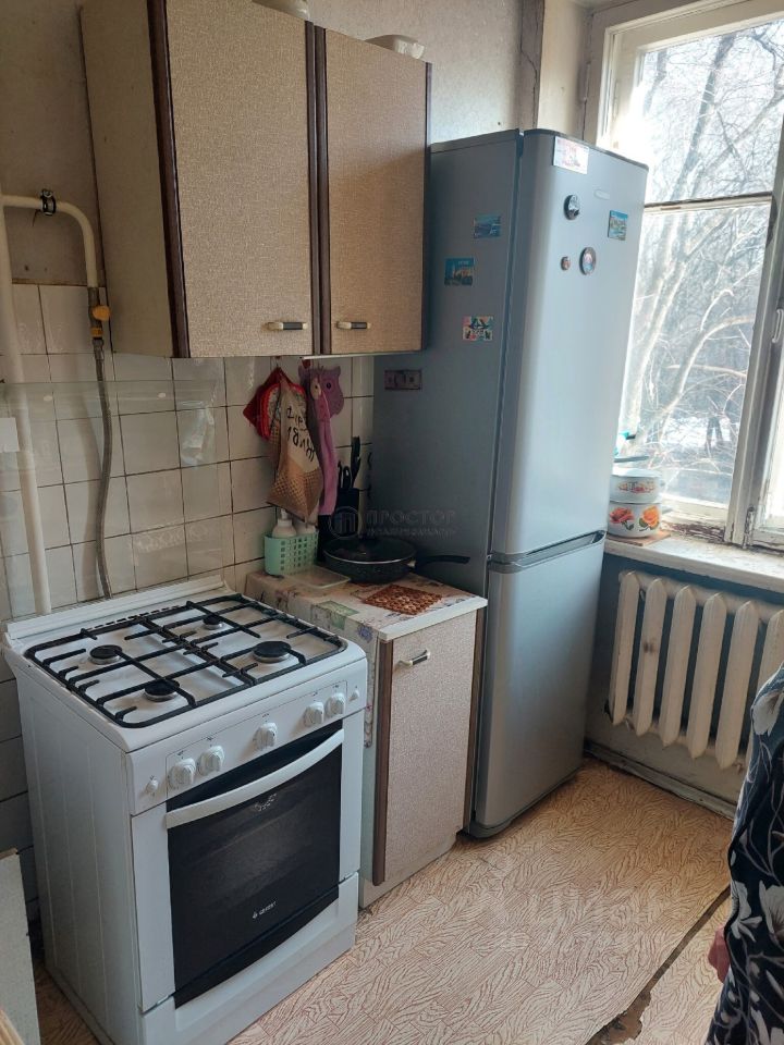 Продажа комнаты Новогиреевская улица, 8К2