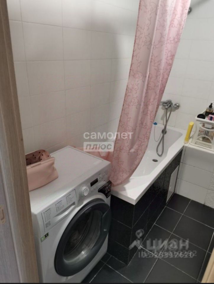 Продажа студии Северный кв-л, д. Сапроново, Купелинка мкр, 17